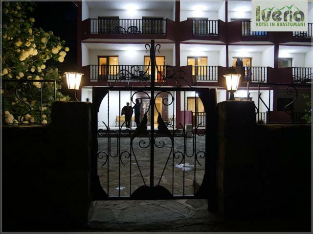 Hotel Iveria Abastumani Dış mekan fotoğraf