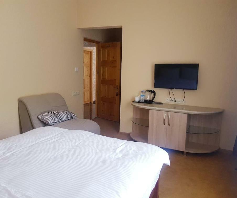 Hotel Iveria Abastumani Dış mekan fotoğraf